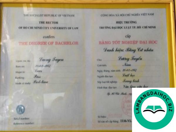 Làm bằng đại học Luật TPHCM
